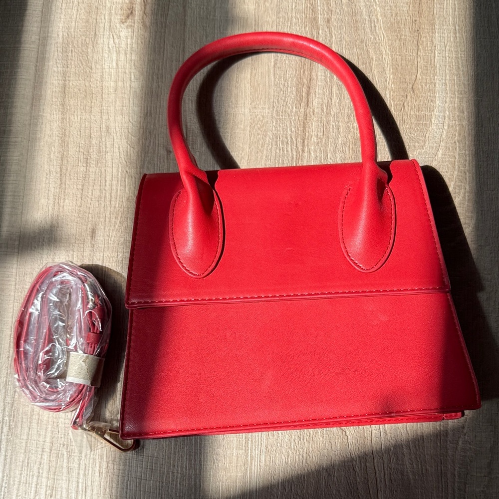 Elegant Red Handbag Never Worn